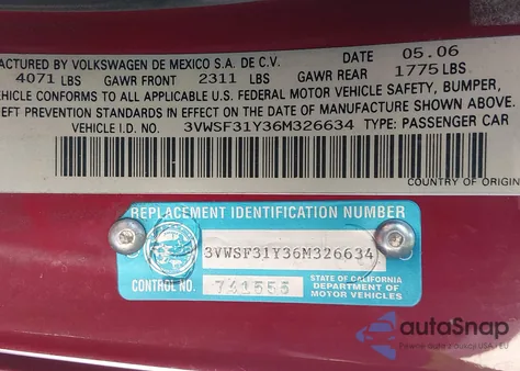 2006 Volkswagen New Beetle 2.5/2.5 (A6) z USA, uszkodzony, nr VIN 3VWSF31Y36M326634